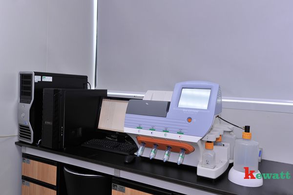 DSC_1019_副本.jpg 基因組學(xué)實驗室儀器區(qū)