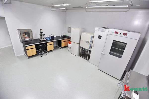 DSC_0901_副本.jpg 細胞培養(yǎng)實驗室